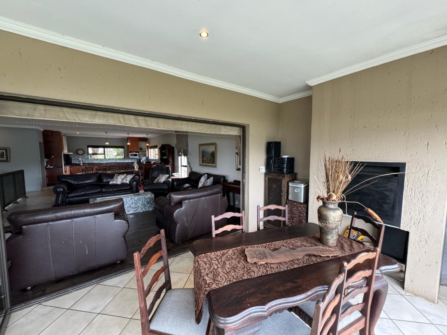 4 Bedroom Property for Sale in Birdwood Estate North West